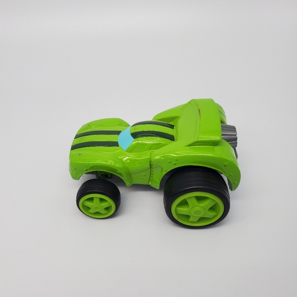 Mattel Diecast Blaze and Monster Machines Pickle Race Car DTK24 Cartoon Truck - Picture 2 of 6